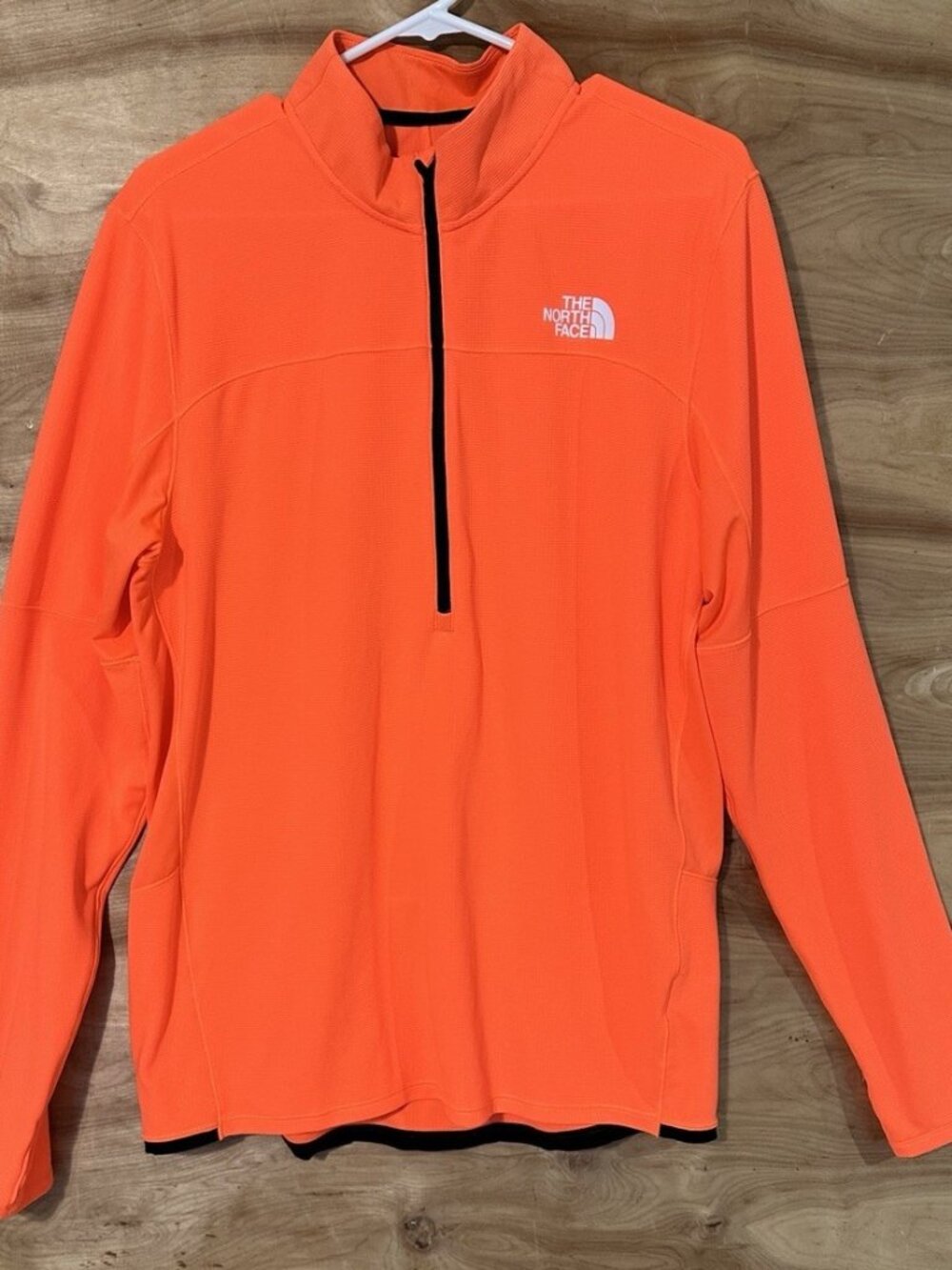 The North Face Men's L Sunriser 1/2 Zip Pullover Jacket Bright Orange
